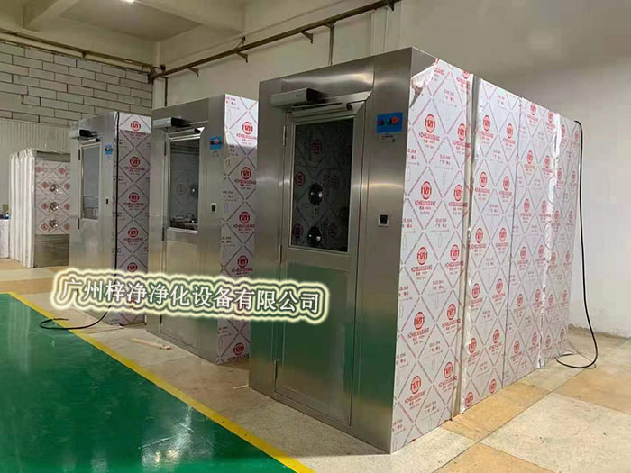 風(fēng)淋室技術(shù)參數(shù)和配件質(zhì)量:性能與價(jià)格的直接影響